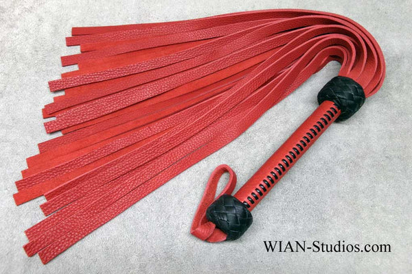 Red Bullhide Flogger, Red Handle