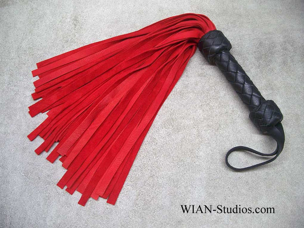 Red Deer Hide Flogger, Small