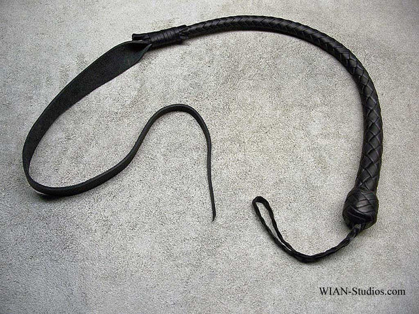 Dragon Quirt or Serpent's Kiss, All Black