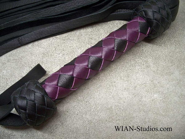 Black Elk Flogger, Medium, Purple